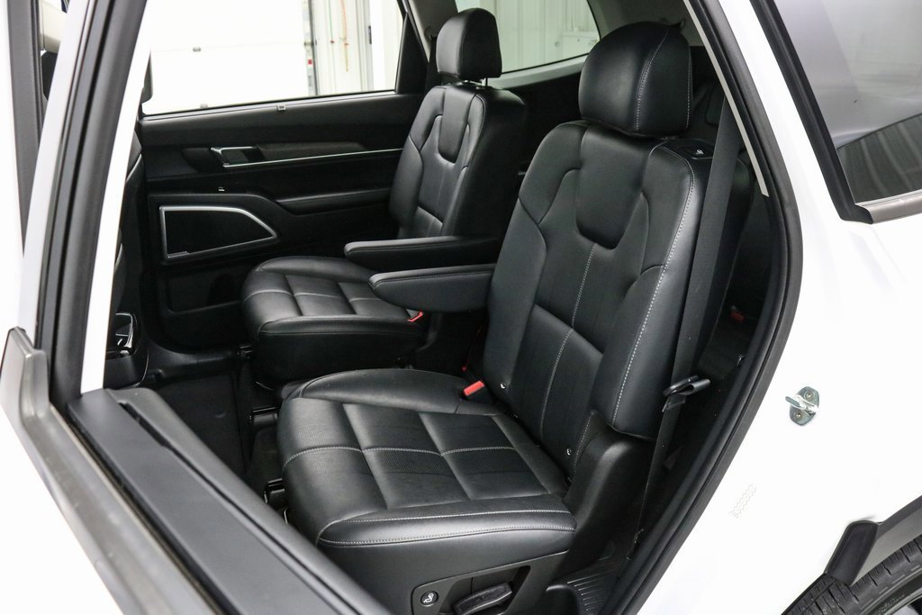 Used 2022 Kia Telluride EX w/ EX Premium Package image 19