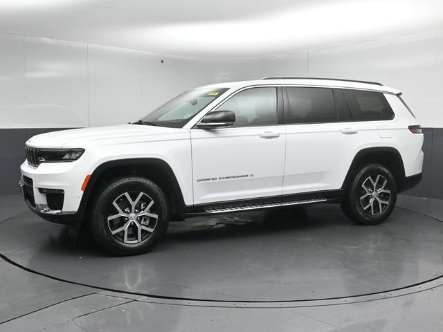 Used 2025 Jeep Grand Cherokee L Limited w/ Luxury Tech Group II AWD/4WD image 4