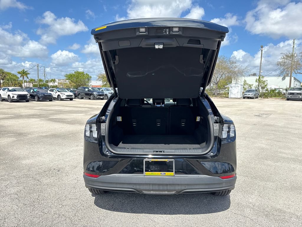 Certified 2025 Ford Mustang Mach-E Premium image 30