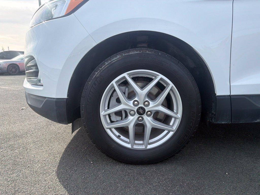 Certified 2024 Ford Edge SEL w/ Convenience Package AWD/4WD image 41