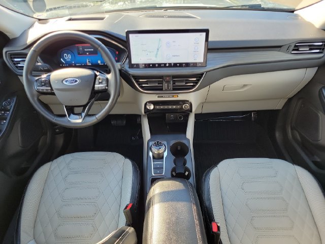 Certified 2023 Ford Escape Platinum w/ Premium Technology Package AWD/4WD image 30
