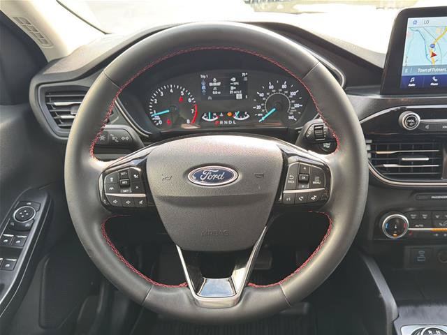 Certified 2022 Ford Escape SEL w/ SEL Stealth AWD Package image 21