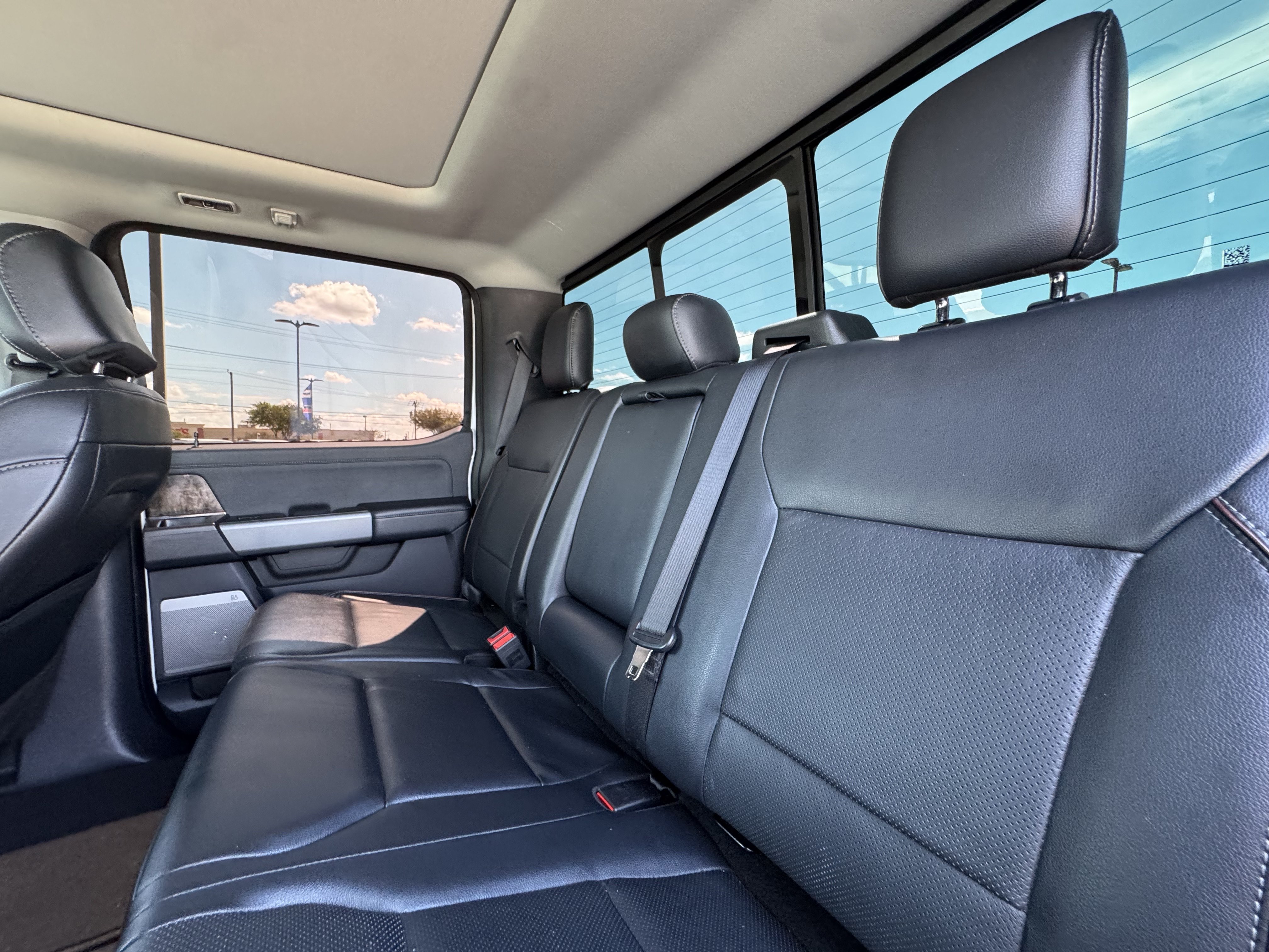 Certified 2024 Ford F250 Lariat w/ Lariat Ultimate Package AWD/4WD image 27