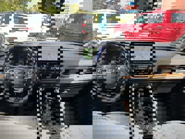 Used 2025 Toyota Grand Highlander AWD image 27