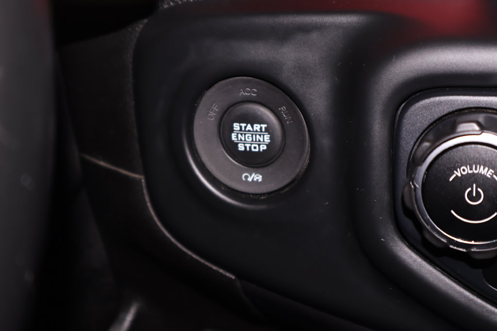 Used 2018 Jeep Wrangler Unlimited Rubicon AWD/4WD image 24