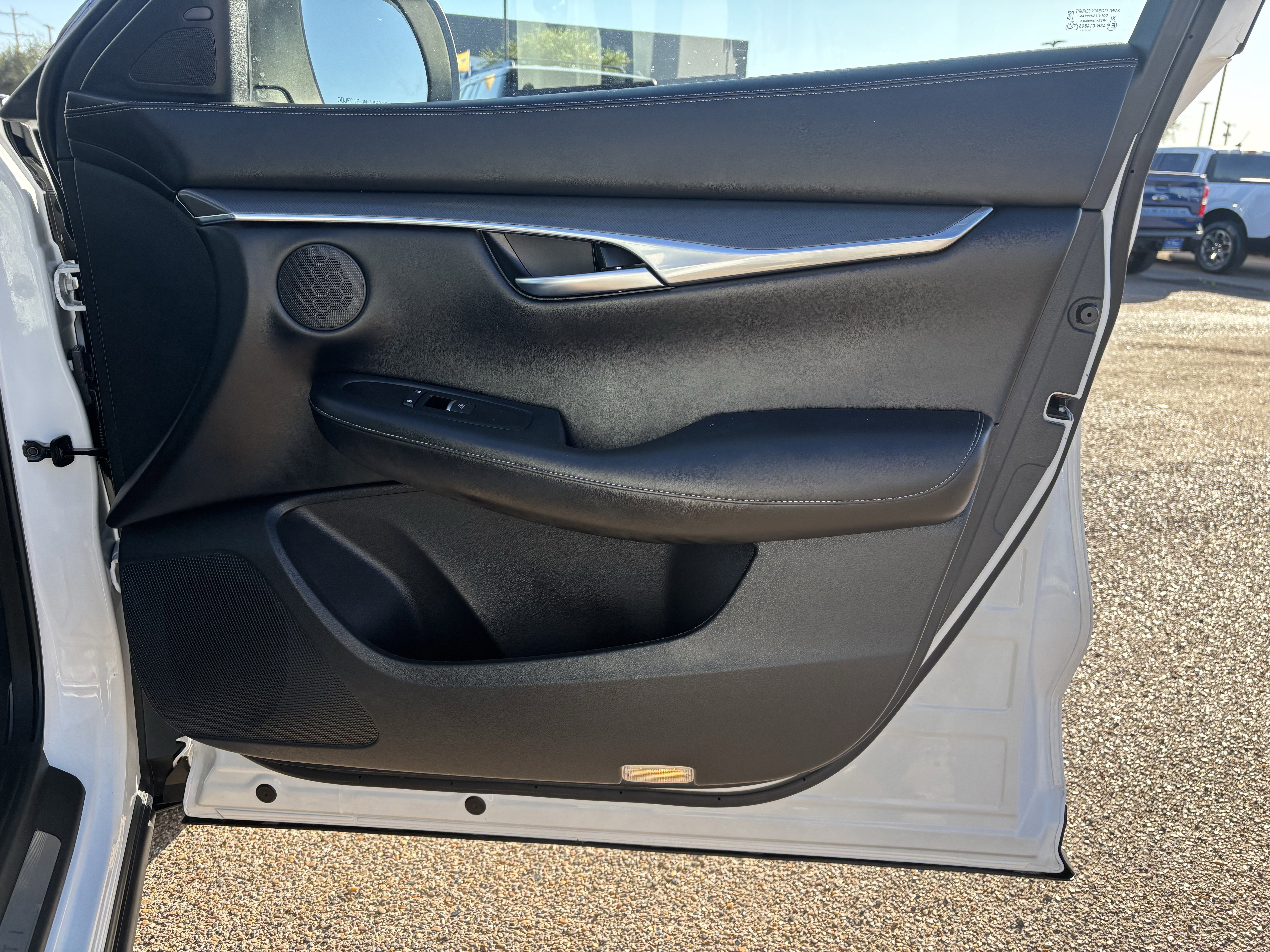 Used 2024 INFINITI QX50 Pure image 24