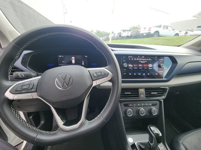 Used 2022 Volkswagen Taos SE AWD/4WD image 31