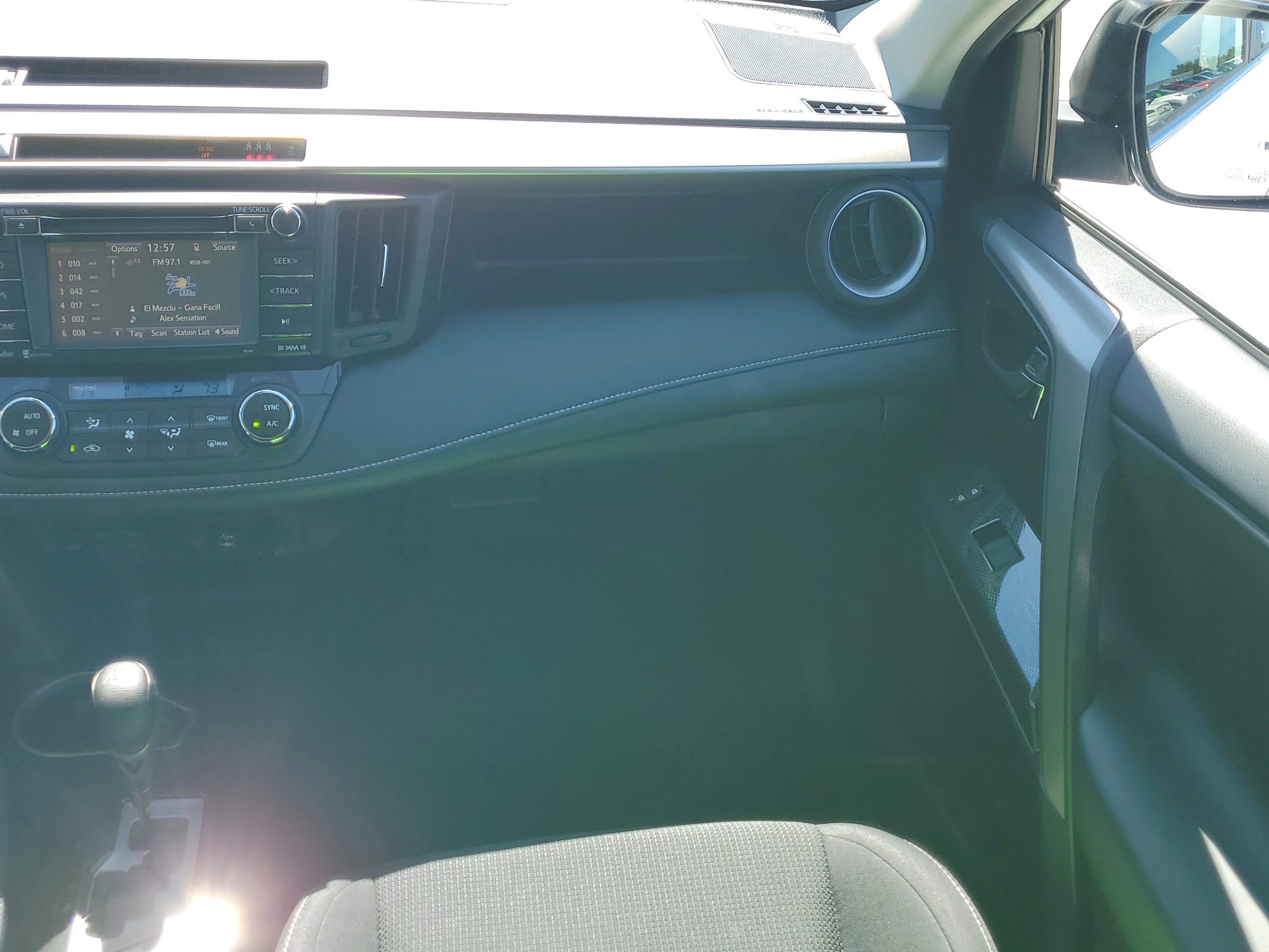 Used 2018 Toyota RAV4 Adventure image 17