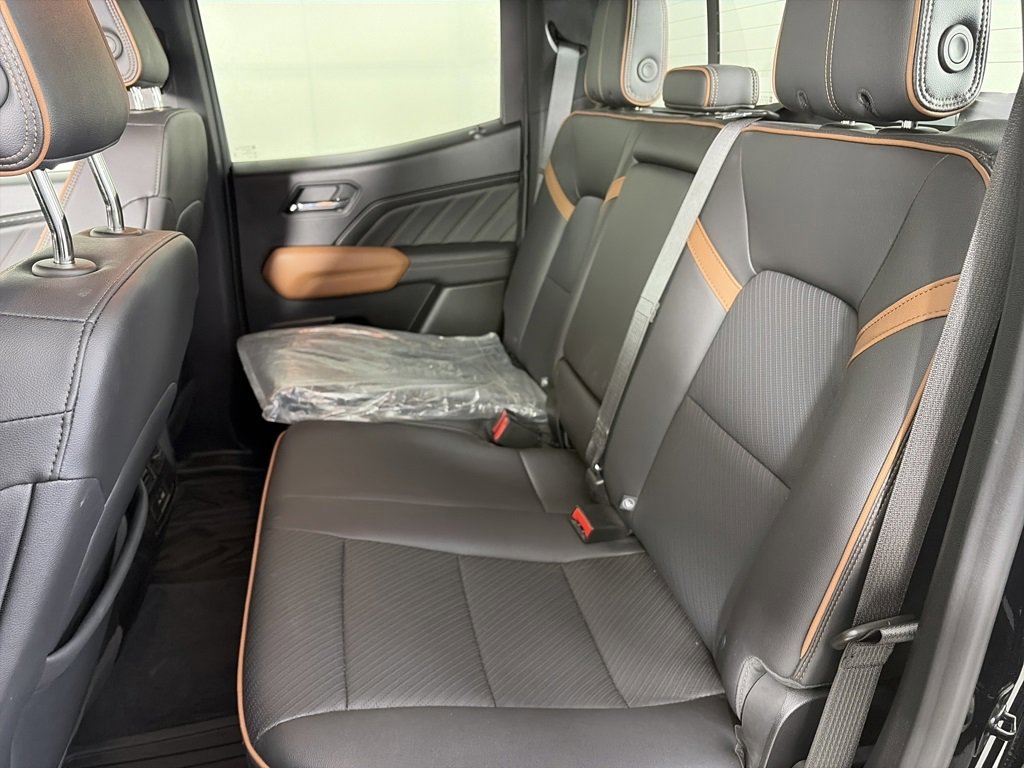 Used 2024 GMC Canyon AT4 w/ AT4 Premium Package image 13