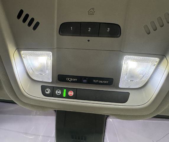 Used 2020 Chevrolet Equinox LT image 29