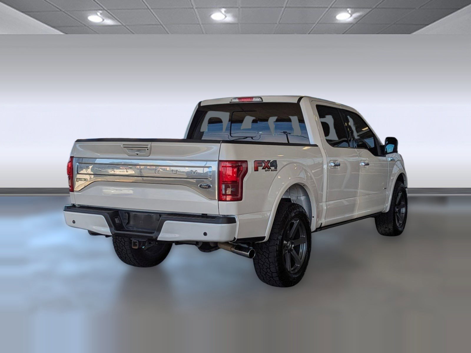 Certified 2017 Ford F150 Platinum w/ Equipment Group 701A Luxury image 5