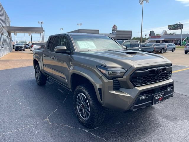 Used 2025 Toyota Tacoma TRD Sport AWD/4WD image 11