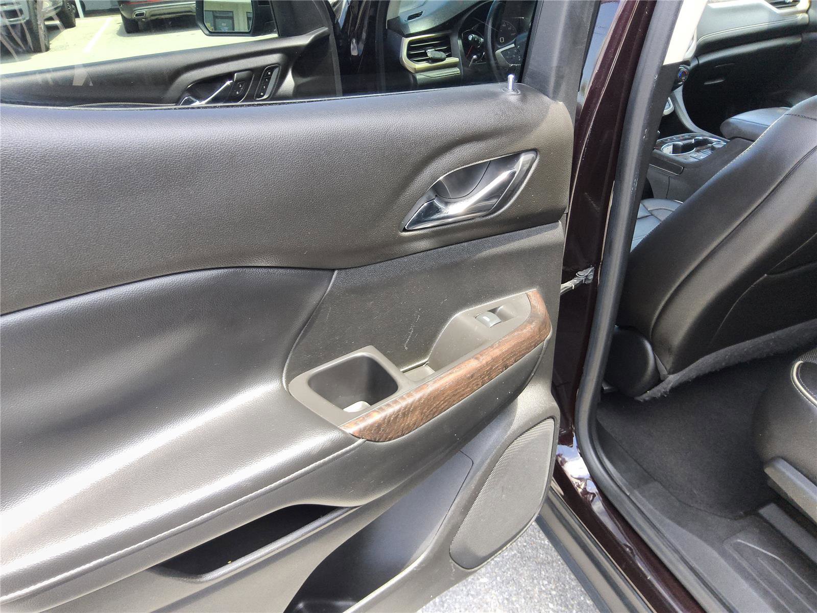 Used 2020 GMC Acadia Denali AWD/4WD image 21
