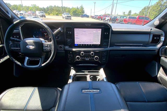 Certified 2025 Ford F250 Platinum w/ FX4 Off-Road Package AWD/4WD image 15