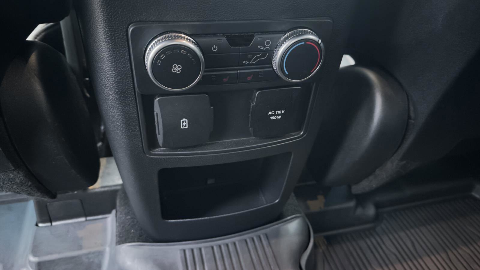 Certified 2020 Ford Explorer Limited w/ Class III Trailer Tow Package image 12