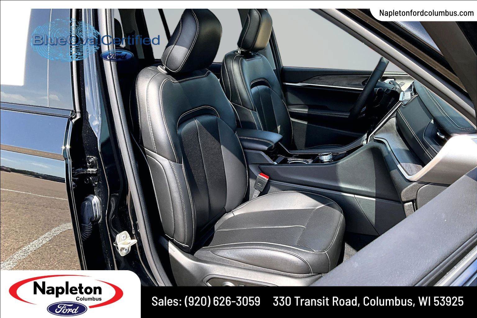 Used 2023 Jeep Grand Cherokee Limited w/ Luxury Tech Group II AWD/4WD image 8