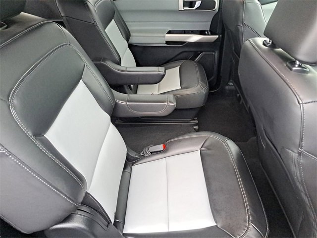 Certified 2022 Ford Explorer XLT w/ Equipment Group 202A image 26