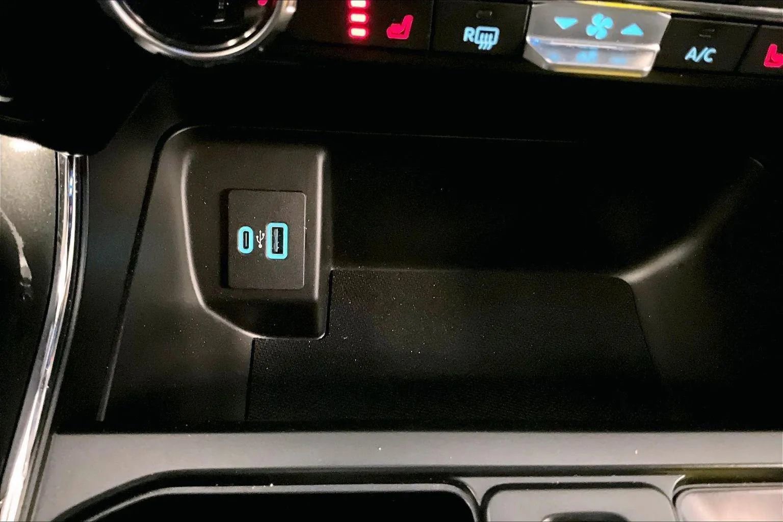 Certified 2023 Ford F150 XLT w/ Equipment Group 302A High image 31