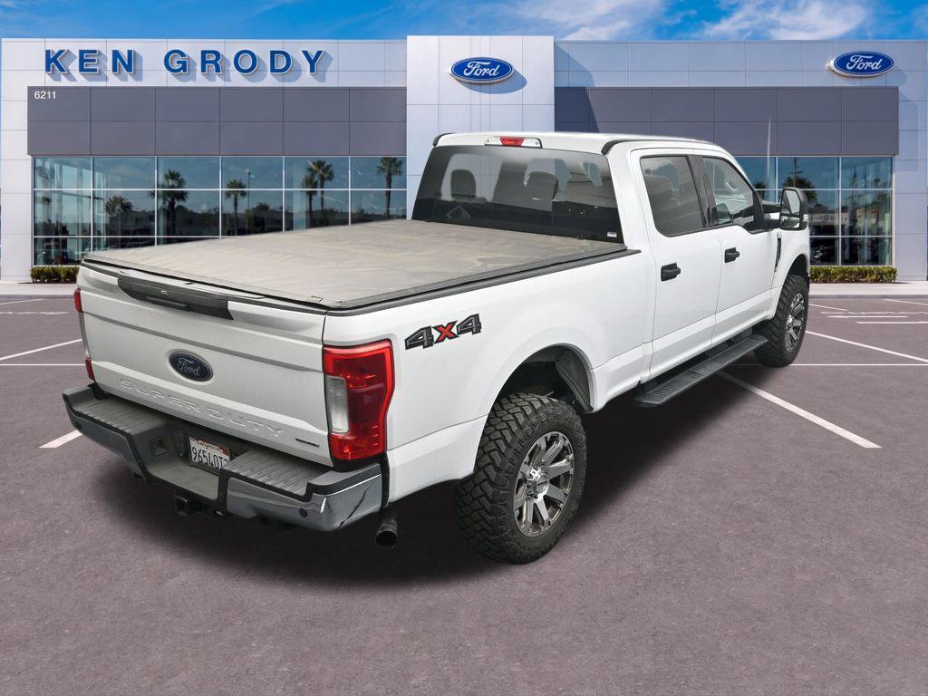 Certified 2018 Ford F250 XLT w/ XLT Value Package AWD/4WD image 14