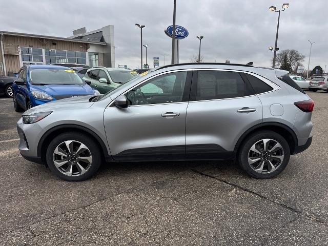 Certified 2023 Ford Escape Platinum image 3