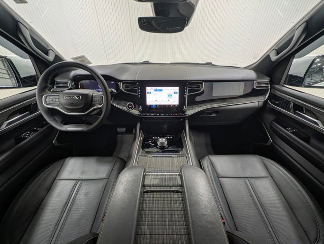 Used 2022 Jeep Wagoneer Series II image 7