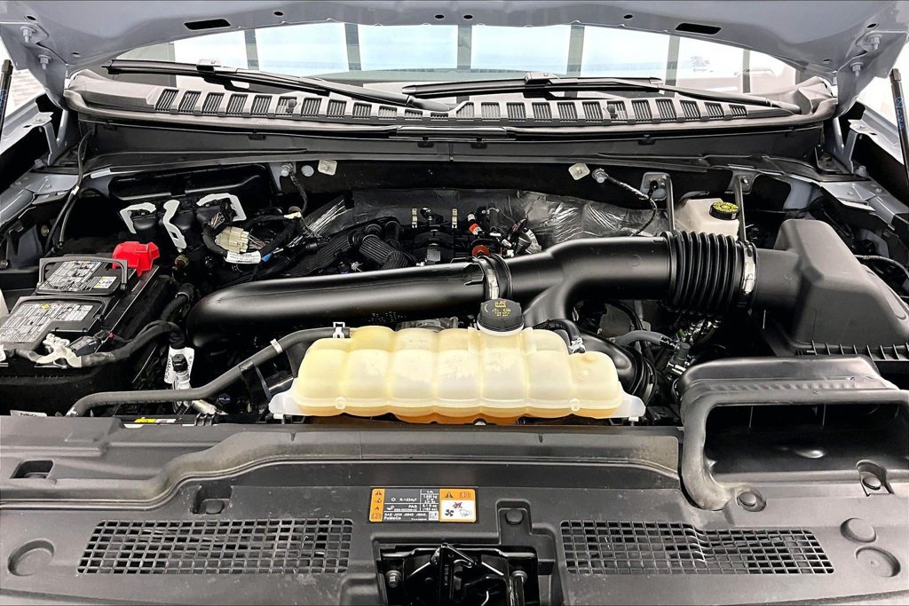 Certified 2025 Ford Expedition Tremor AWD/4WD image 10