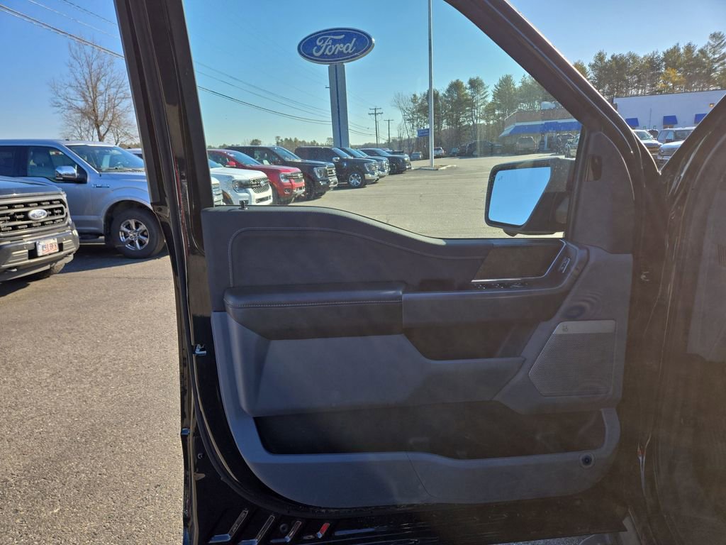 Certified 2025 Ford F150 Lightning Flash AWD/4WD image 5