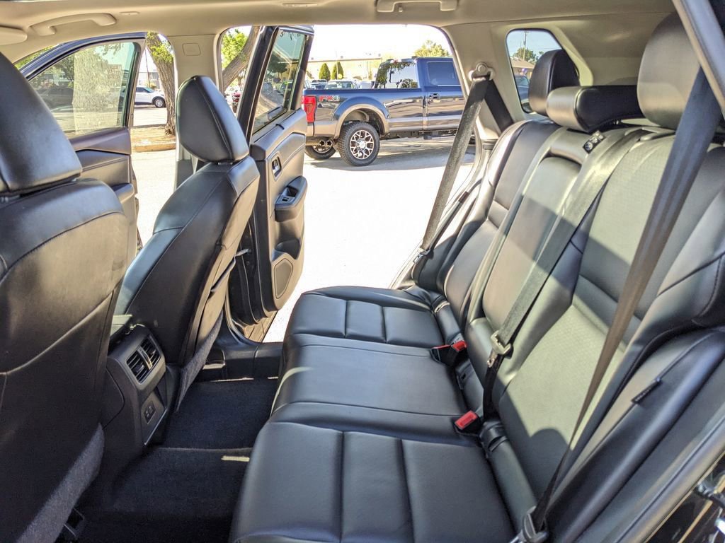 Used 2023 Nissan Rogue SV w/ SV Premium Package AWD/4WD image 18