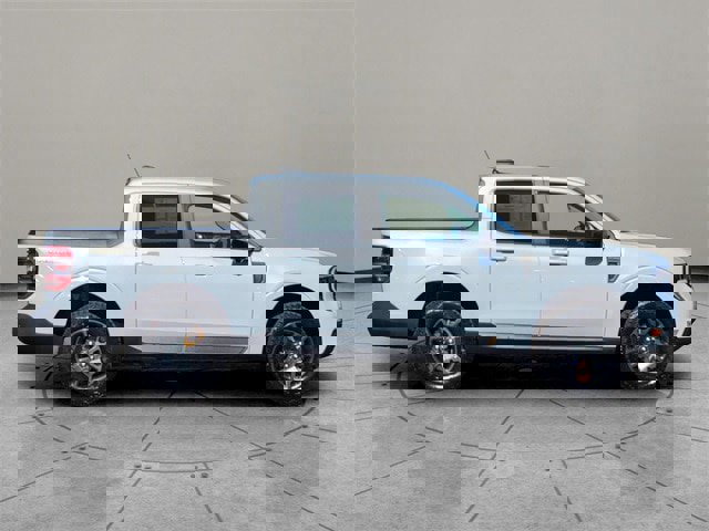 Certified 2025 Ford Maverick Tremor image 2