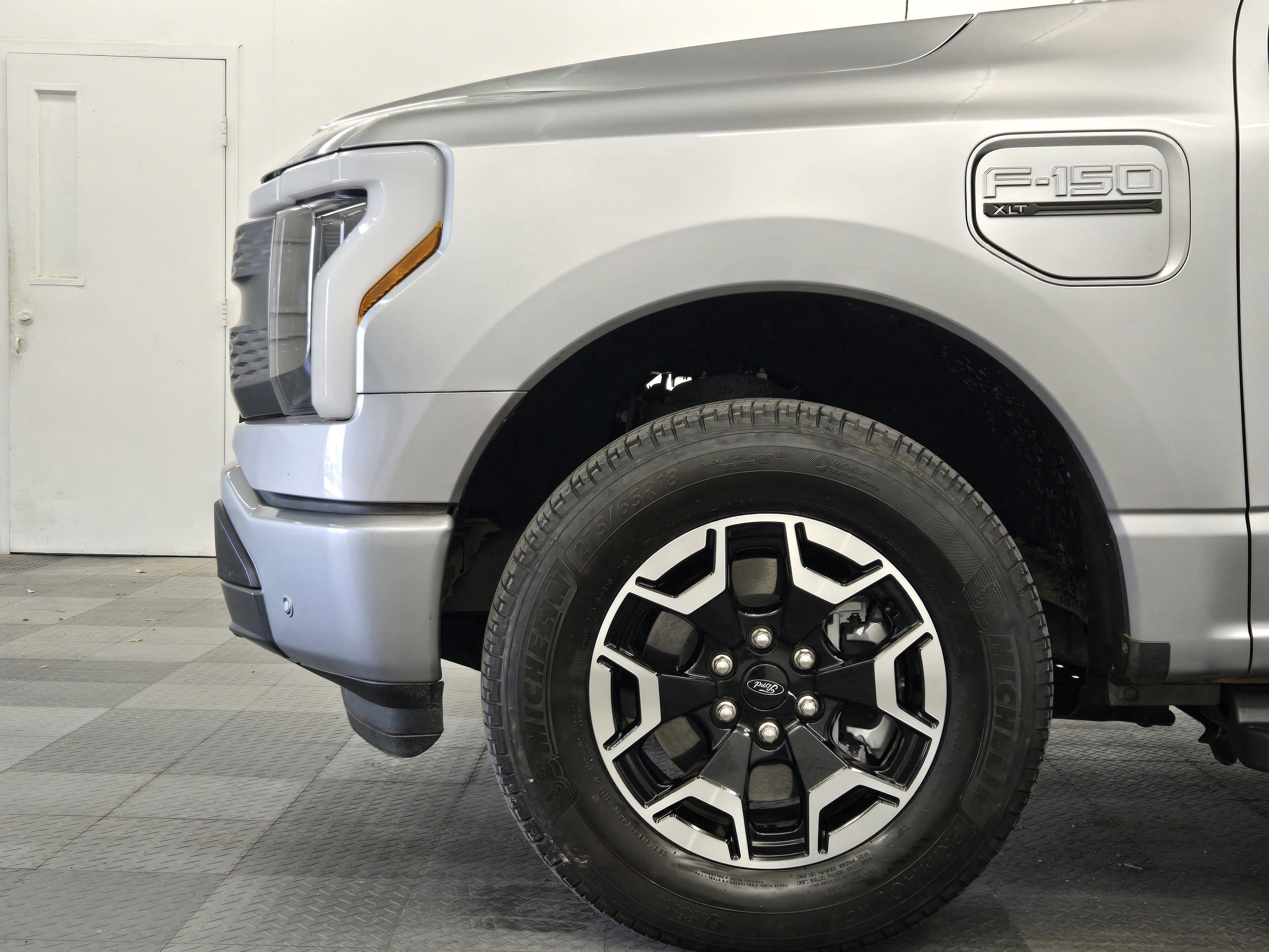 Certified 2023 Ford F150 Lightning XLT w/ Tow Technology Package image 9