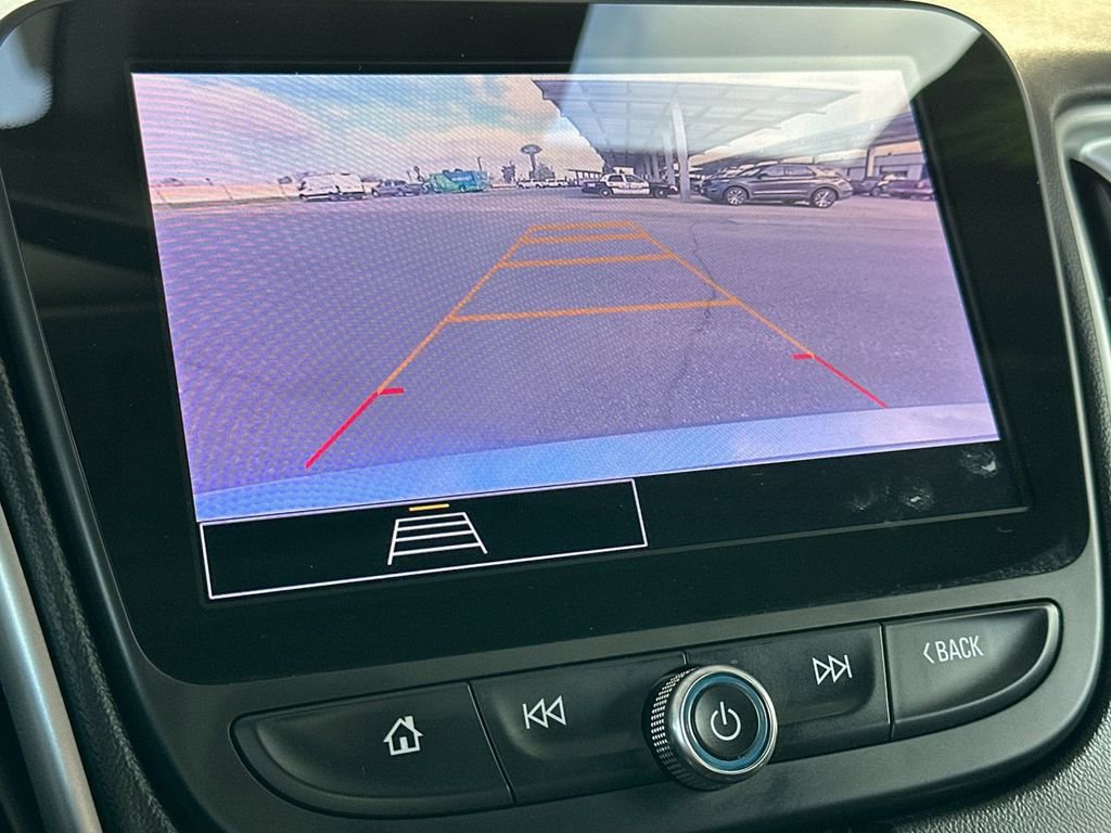 Used 2023 Chevrolet Malibu LT image 17