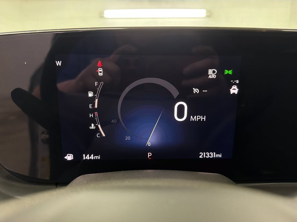 Used 2025 Buick Envista Avenir FWD image 25