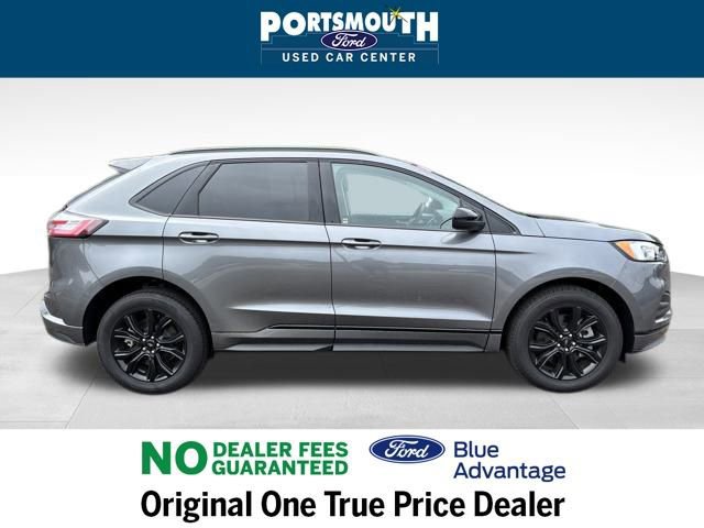 Certified 2024 Ford Edge SE w/ Black Appearance Package image 3