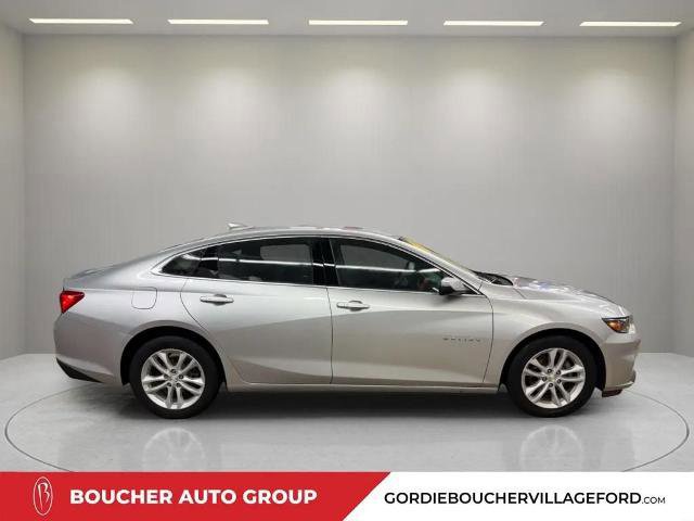 Used 2018 Chevrolet Malibu LT image 2