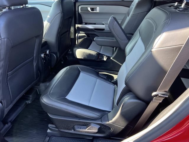 Certified 2023 Ford Explorer XLT w/ Equipment Group 202A AWD/4WD image 14