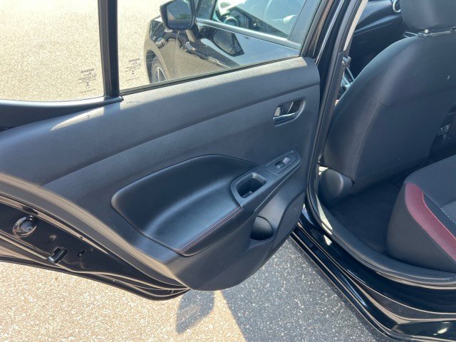 Used 2024 Nissan Versa SR FWD image 22