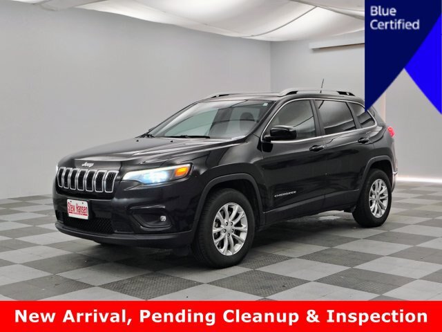 Used 2019 Jeep Cherokee Latitude w/ Cold Weather Group