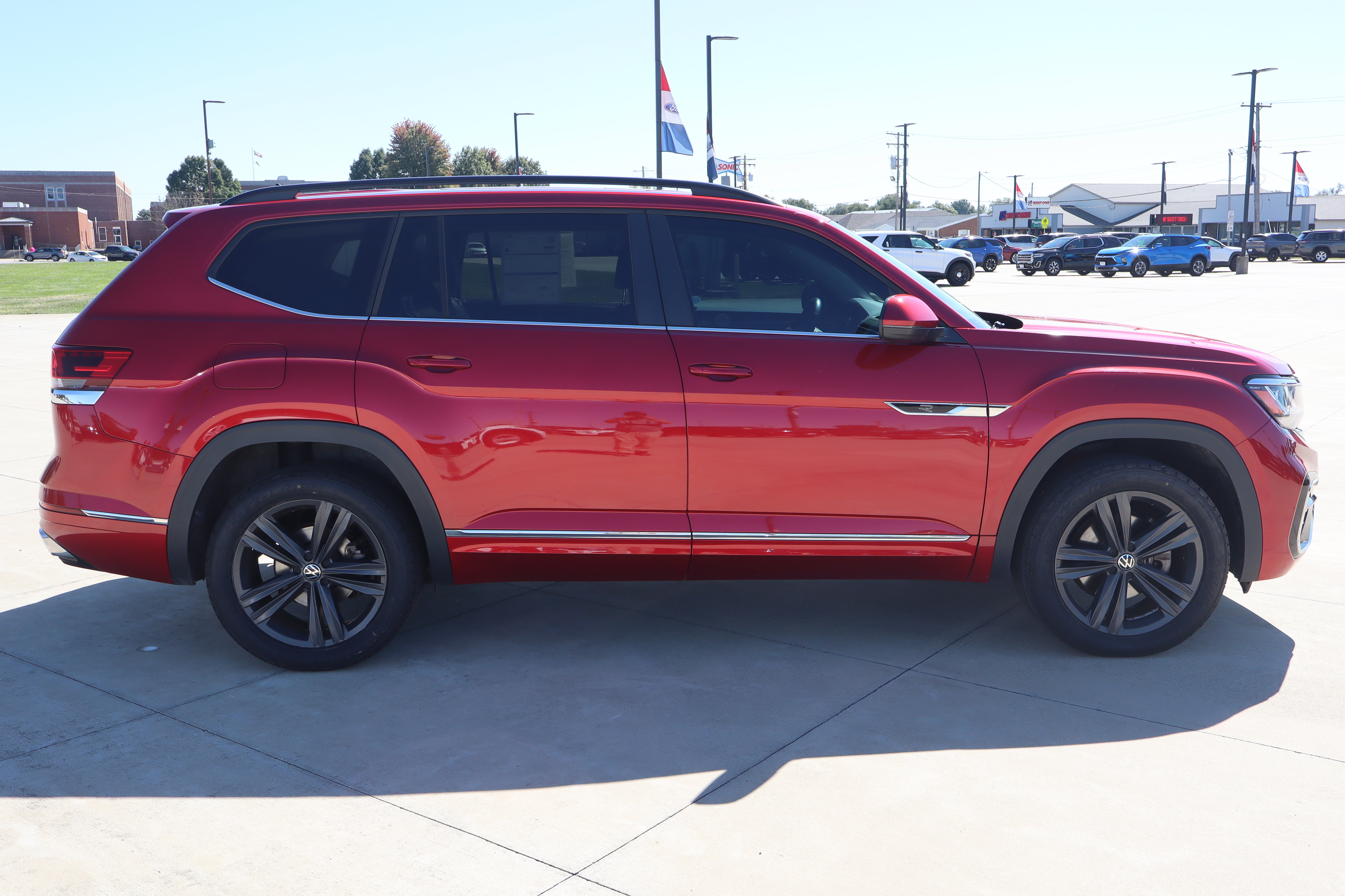 Used 2021 Volkswagen Atlas SE AWD/4WD image 4