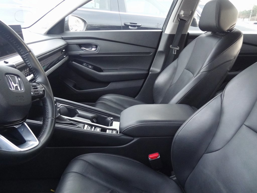 Used 2023 Honda Accord Touring image 9