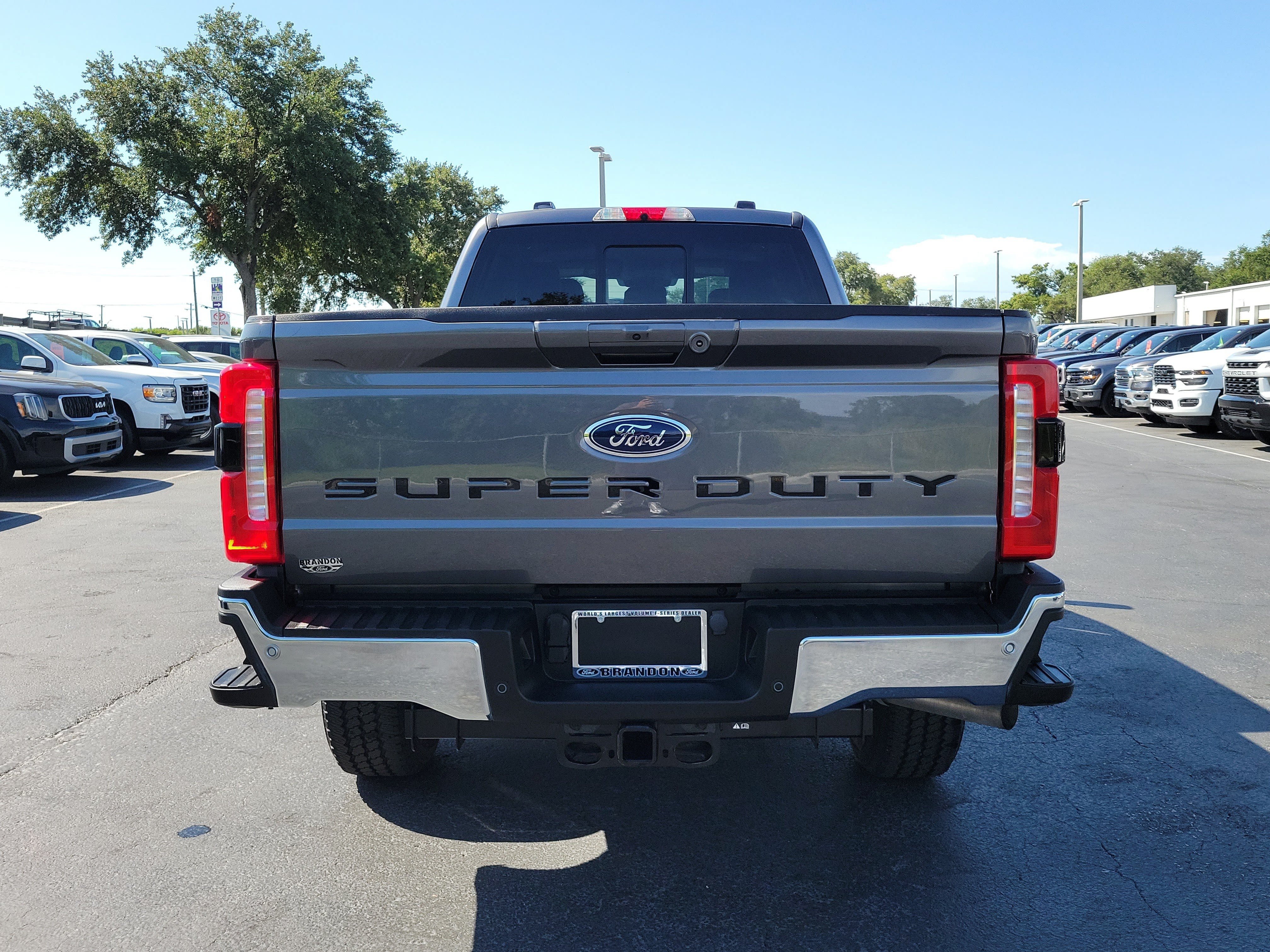 Certified 2023 Ford F250 Lariat w/ FX4 Off-Road Package AWD/4WD image 8