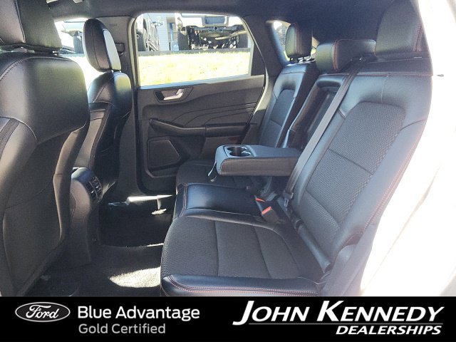Certified 2024 Ford Escape ST-Line AWD/4WD image 13