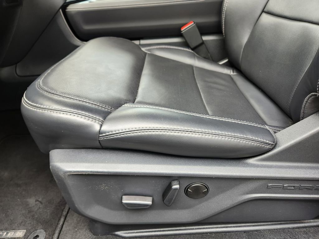 Certified 2025 Ford Expedition Max Platinum image 13