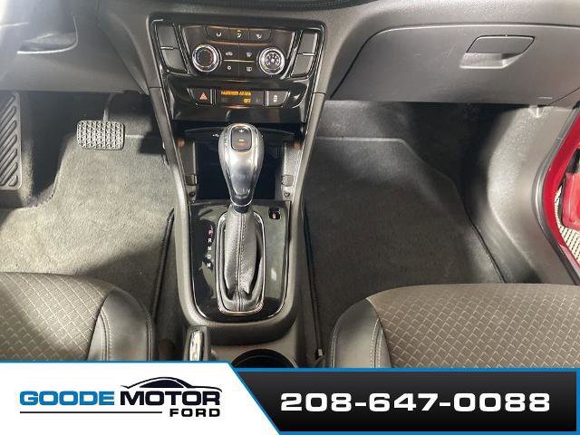 Used 2019 Buick Encore Preferred AWD/4WD image 18
