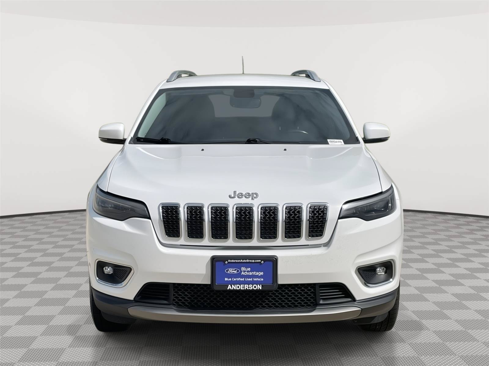 Used 2019 Jeep Cherokee Limited w/ Trailer Tow Group AWD/4WD image 4