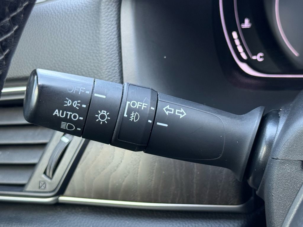 Used 2020 Honda Accord EX-L image 21