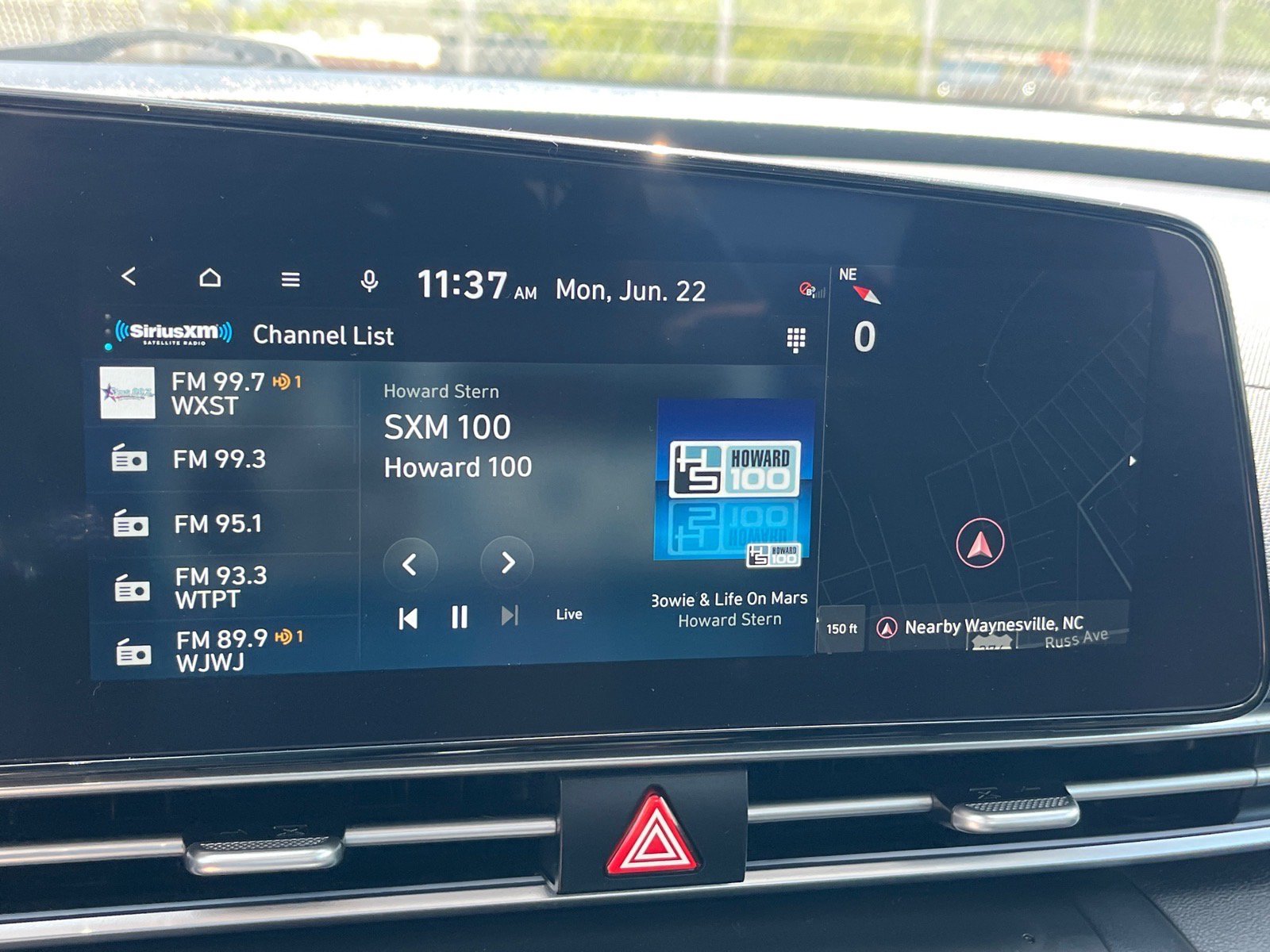 Used 2025 Hyundai Elantra SEL FWD image 11