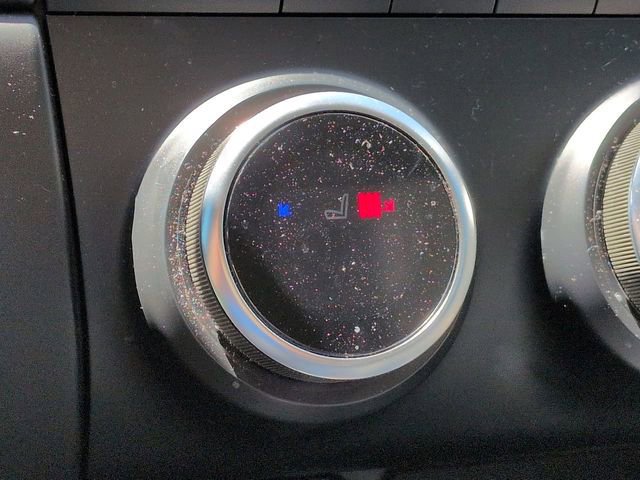 Used 2019 Jaguar E-PACE SE image 30