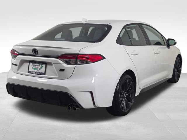 Used 2024 Toyota Corolla SE w/ SE Convenience Package FWD image 7
