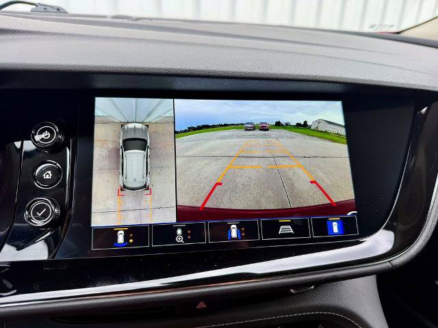 Used 2023 Buick Envision Avenir AWD/4WD image 29