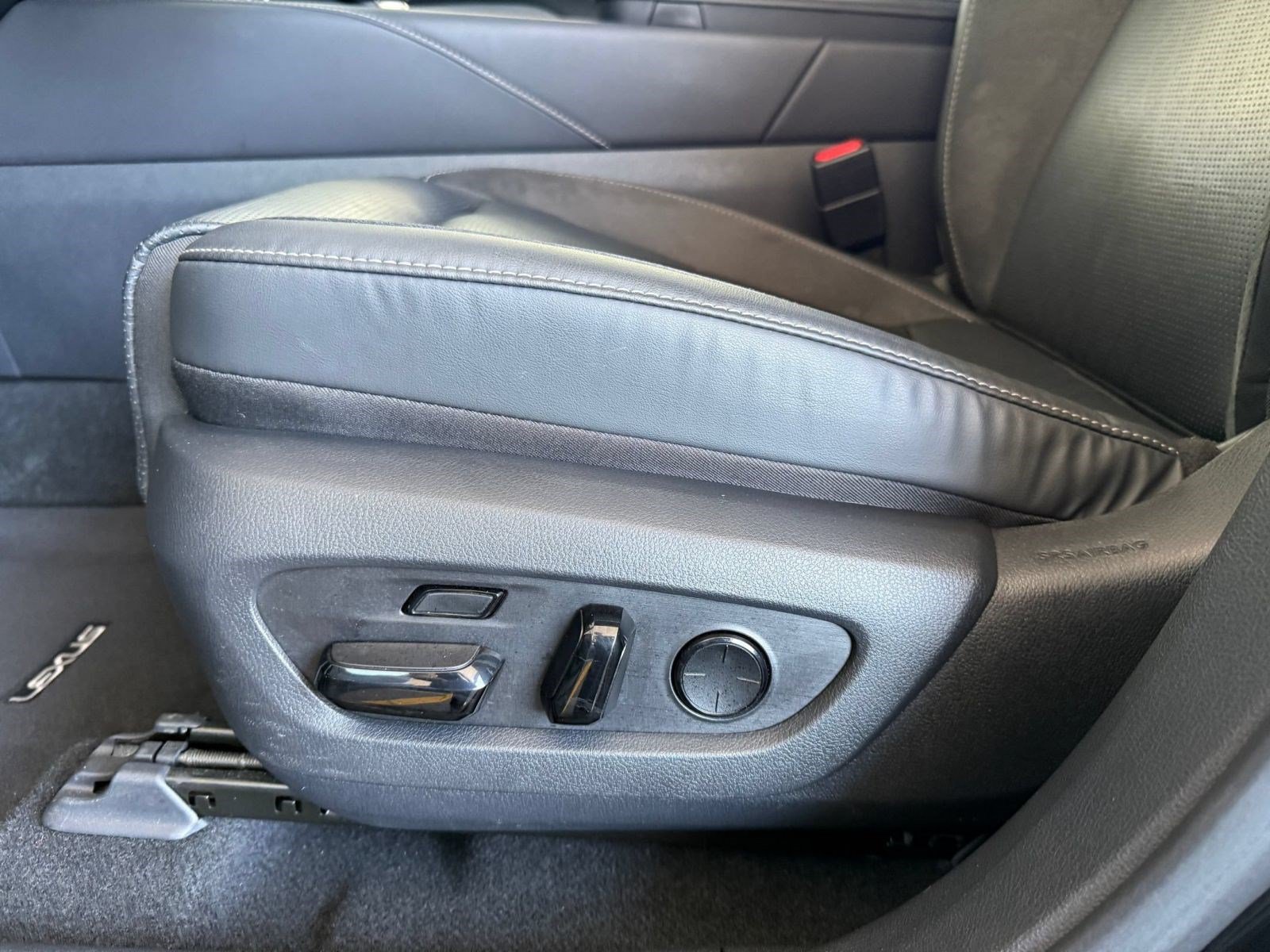 Used 2023 Lexus RX 350 FWD w/ Cold Area Package image 15